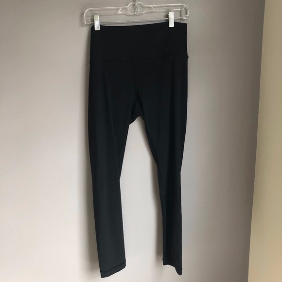 Lululemon Black Wunder Under Leggings